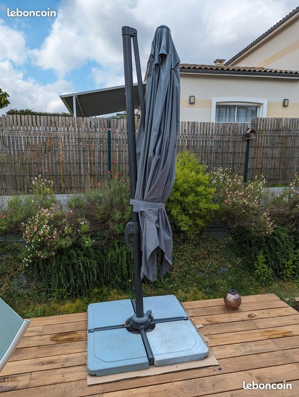 Parasol déporté Hesperide 3x3m + lot de 4 dalles de 25kg (image 3)