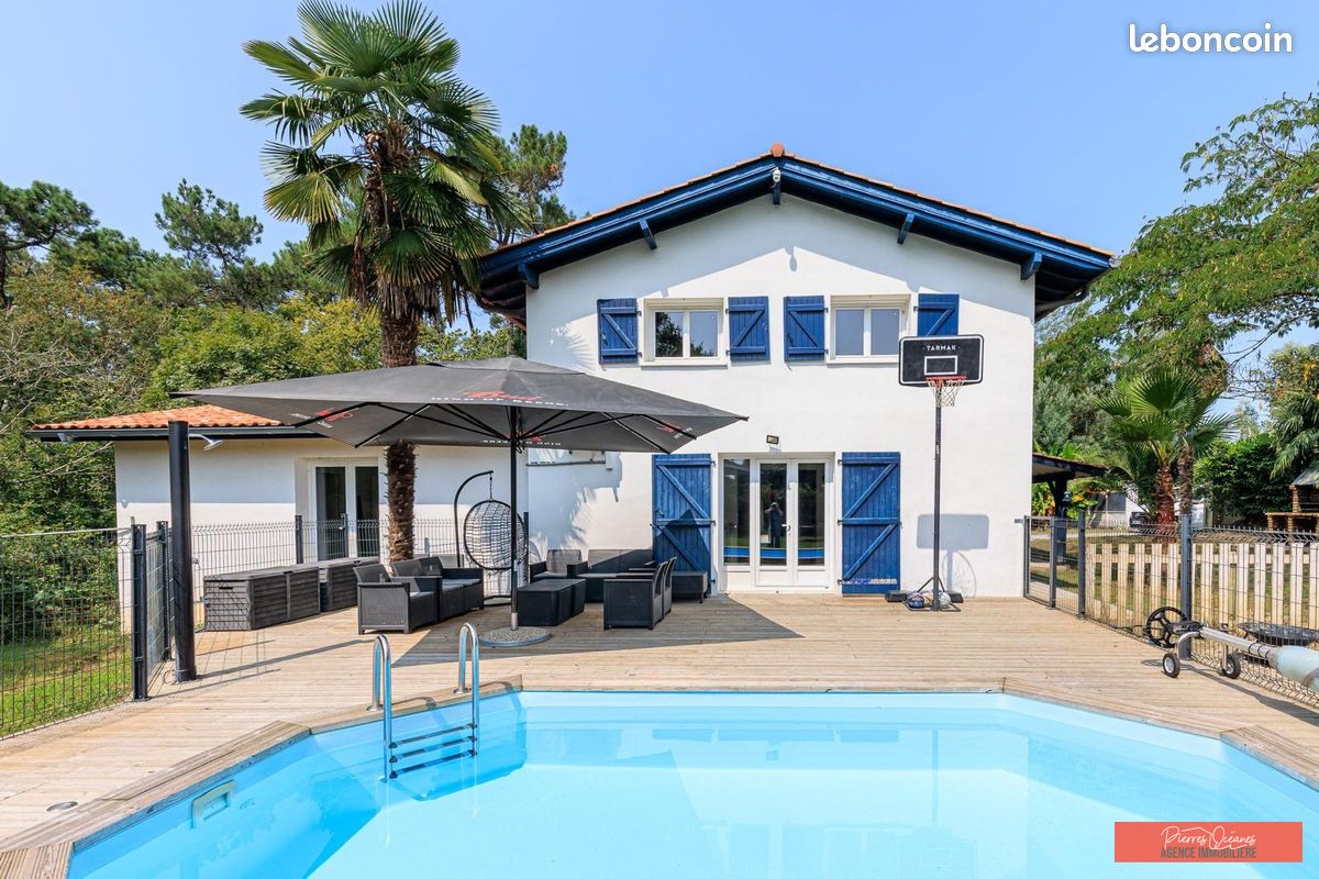 Propriété 9 pièces 213 m² (image 1)