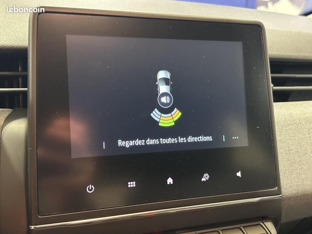 Renault Clio V TCE 90CH CVT EVOLUTION *RADAR + CARPLAY (image 17)