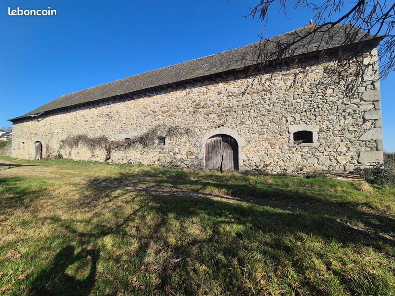 Maison 2 pièces 586 m² · à Lacapelle-Del-Fraisse · 586 m² · 99 000 €