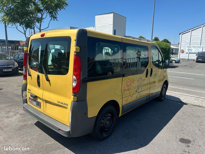 Opel vivaro 9 places moteur à chaîne garantie 6 mois (image 6)