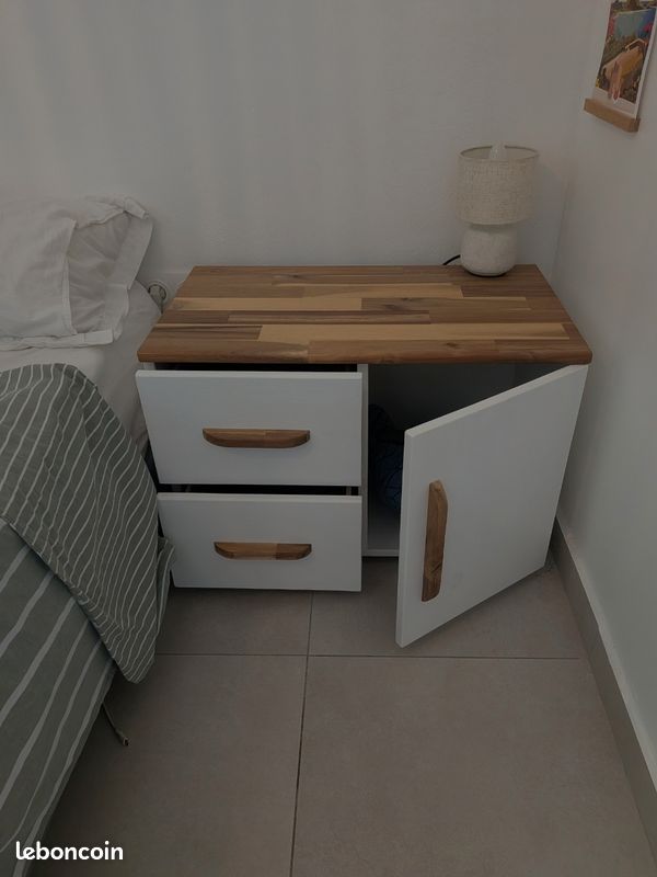 Ensemble de tables de chevets (image 3)