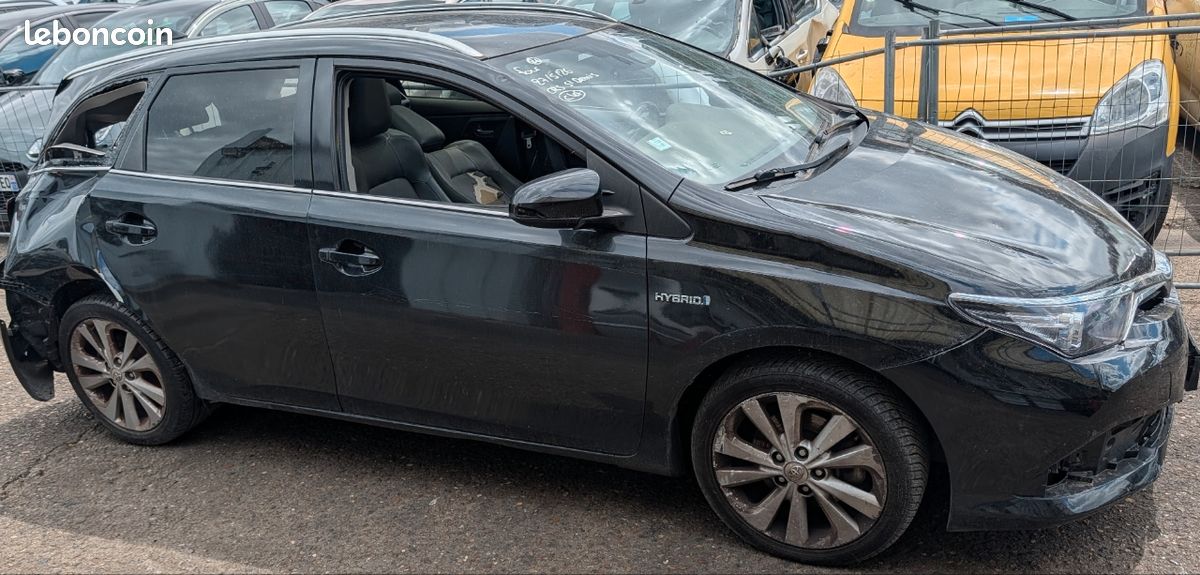 Toyota Auris 2 phase 2 break 1.8i 99 cv en pièce (image 4)