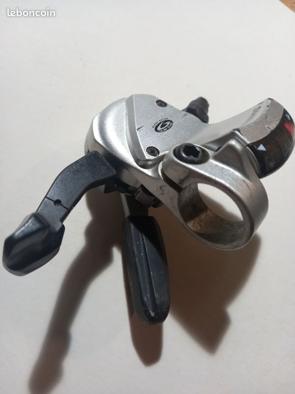 Levier de frein à disque hydraulique droit Shimano Deore XT T8100
