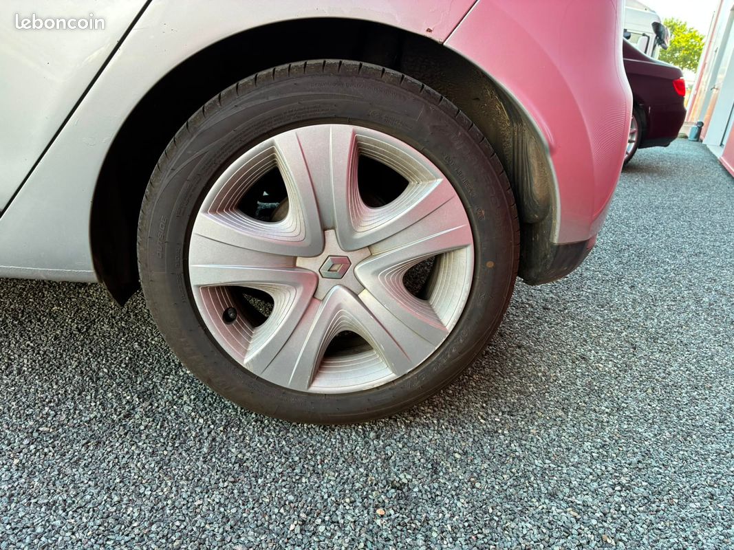 Renault CLIO IV Business 1.5 dCi eco2 75 cv - GARANTIE 12 MOIS (image 33)