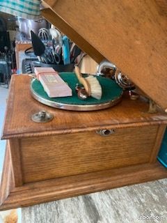 Gramophone (image 3)