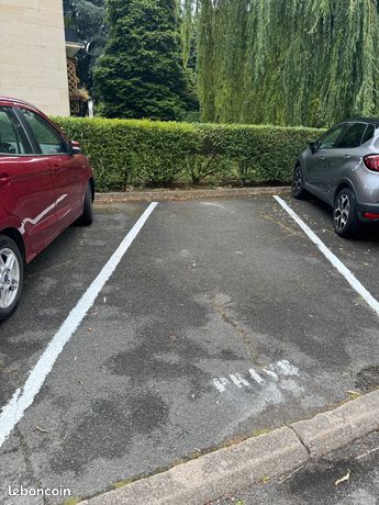 Place de parking Hay les roses