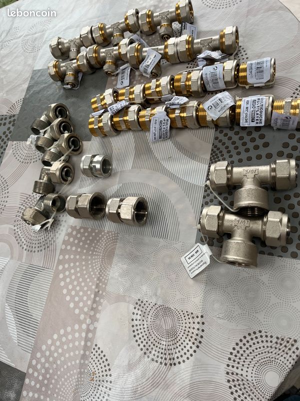 Lot raccords neuf multicouche diamètre 26 (image 1)