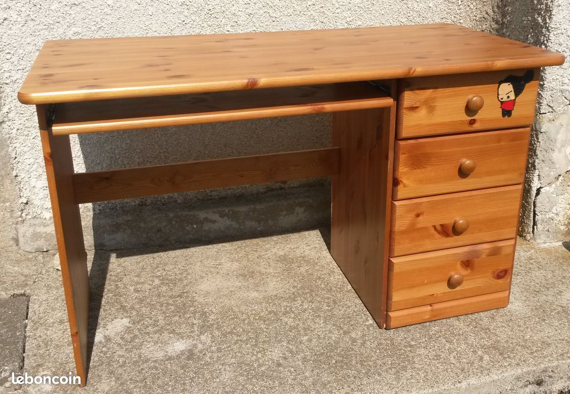 Bureau (image 1)