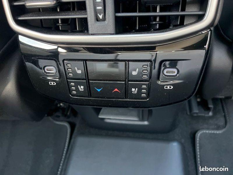 Lexus RX 450h+ Executive 4WD (image 22)