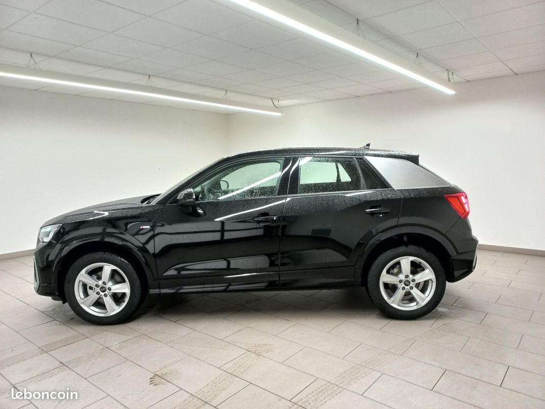 AUDI Q2 35 TFSI 150 S tronic 7 S line (image 2)