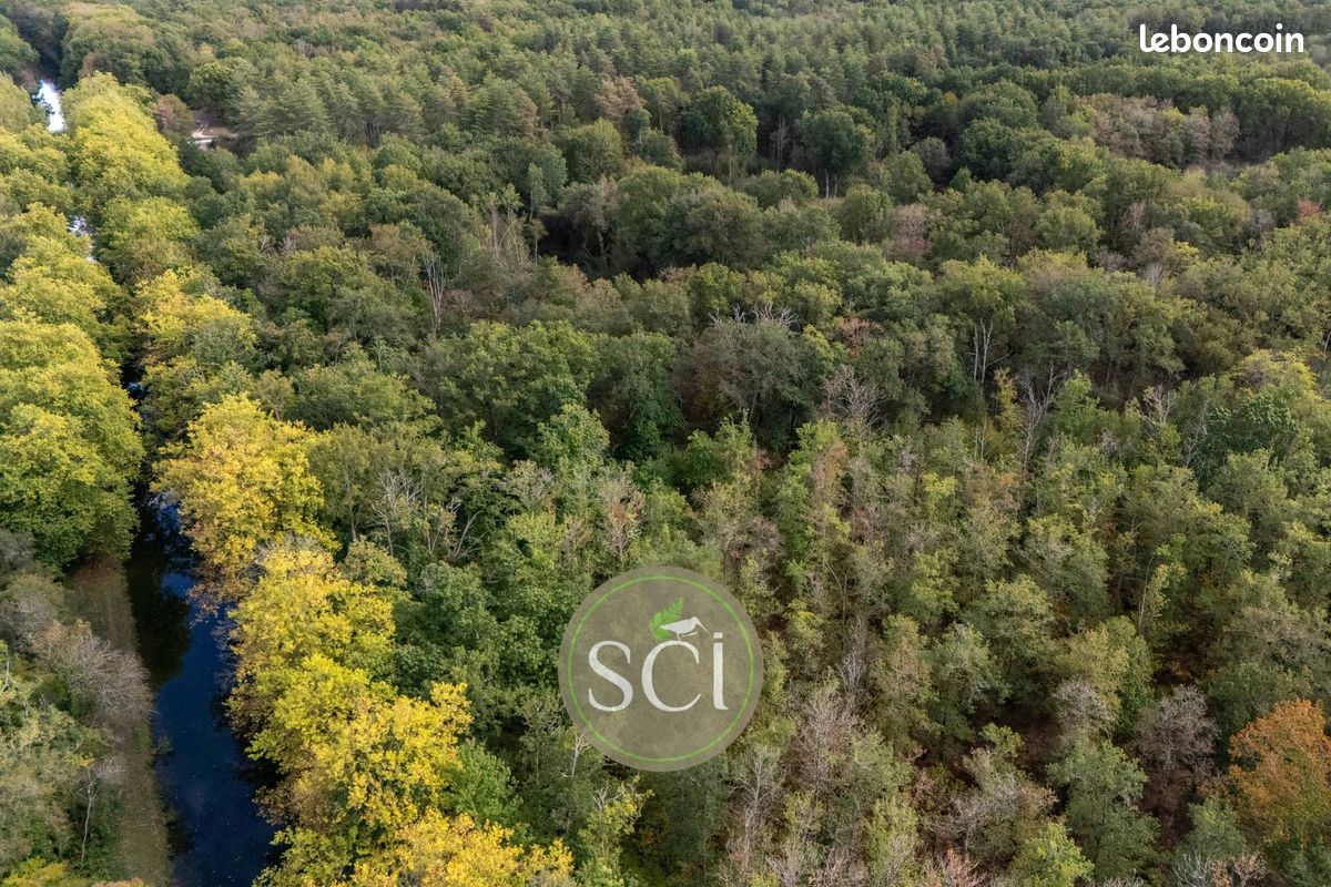 Terrain Clémont · 104 760 €