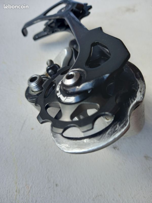 Shimano DEORE XT RD-M750-SGS 9S dérailleur arrière pour vtt VTT longue Cage compatibilité maximale avec Cassette 11-34t  18