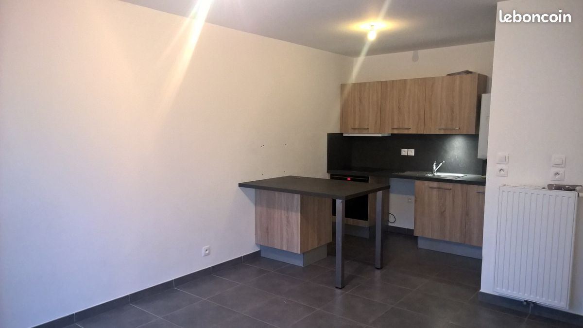 Appartement 2 pièces 45 m² · à Reignier-Ésery · 45 m² · 930 €