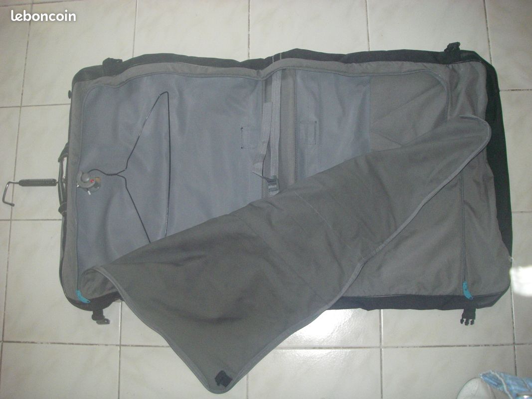 Sac de transport pour habits et costumes DELSEY neuf (image 3)
