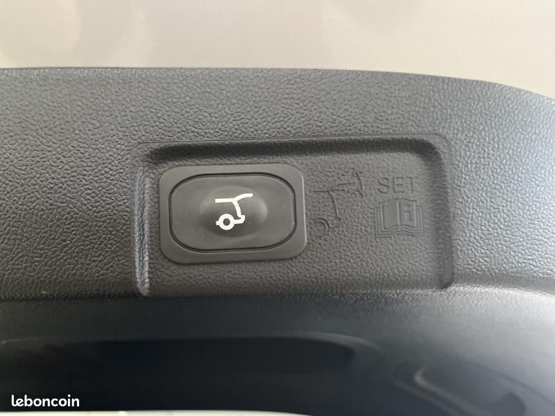Ford Puma 1.0 EcoBoost 125ch S&S mHEV ST-Line Powershift (image 12)