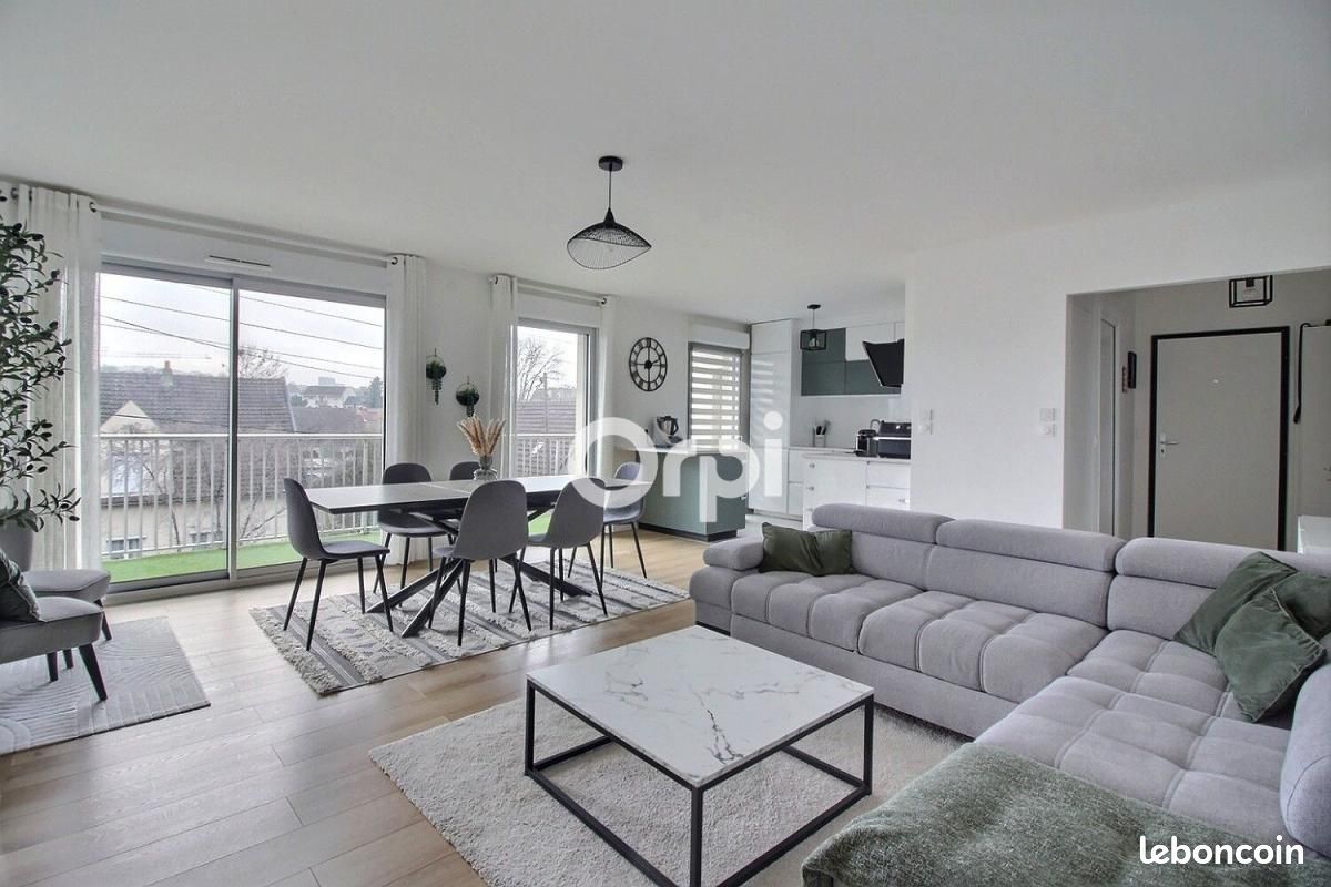 Appartement 5 pièces 102 m² · à Viry-Châtillon · 102 m² · 360 000 €