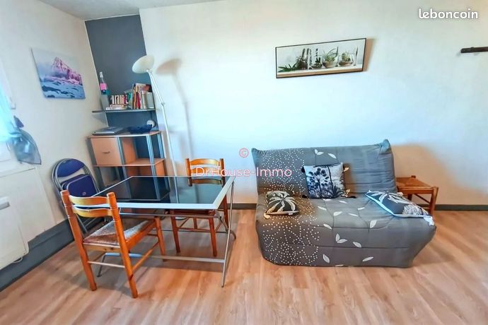Studio 1 pièce 27 m²