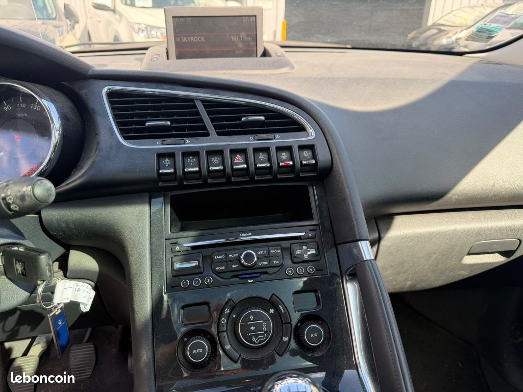PEUGEOT 3008 1.6 HDI 16V 112 CV FELINE Garantie (image 11)