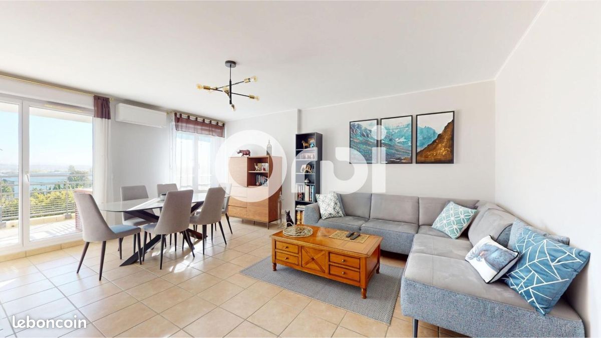 Appartement 3 pièces 77 m² · à Bron · 77 m² · 305 000 €
