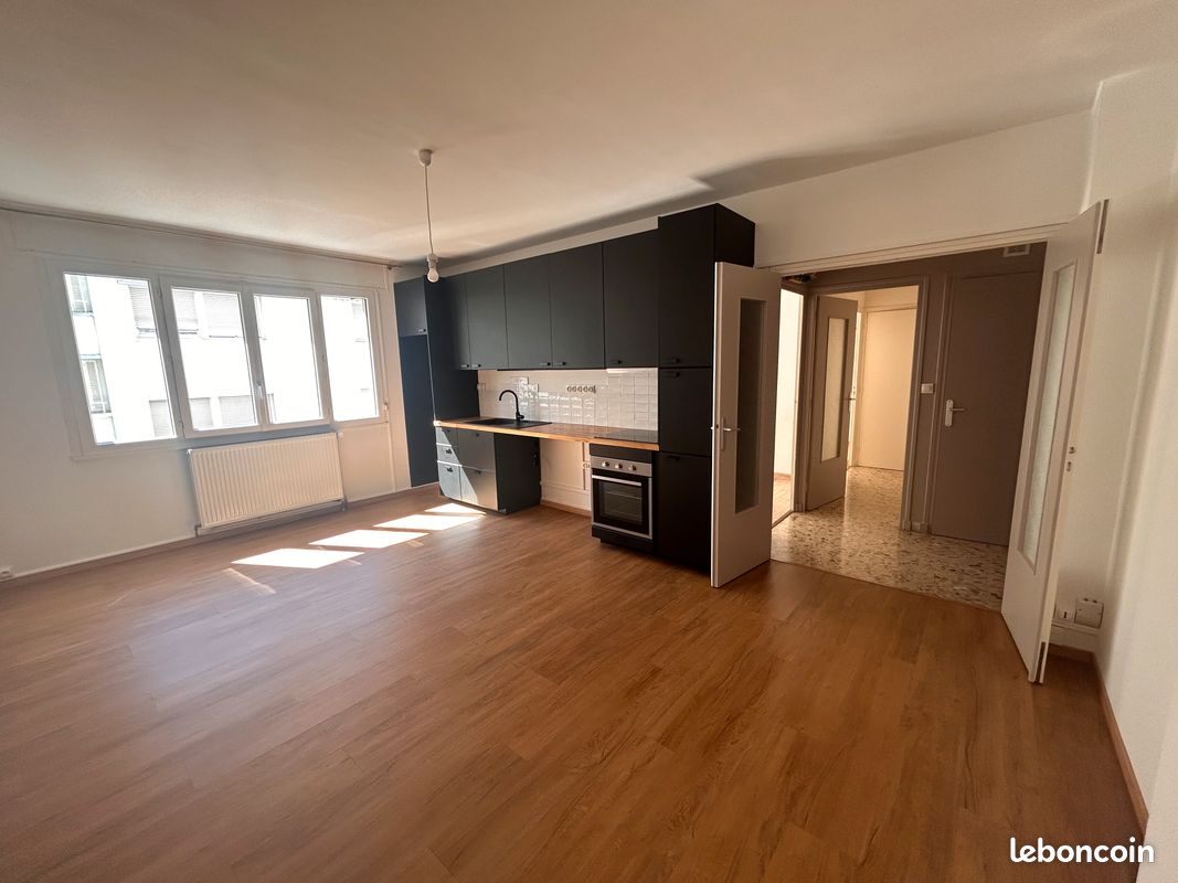 Appartement 3 pièces 52 m² · à Grenoble · 52 m² · 759 €/mois