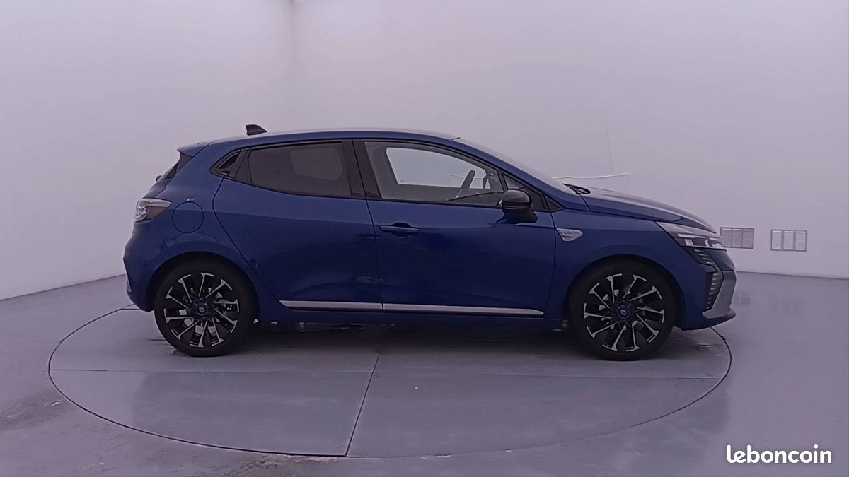 Renault clio tce 90 ch gsr2 esprit alpine (image 8)