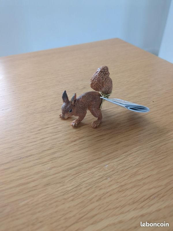 Figurine animaux écureuil Papo (image 1)