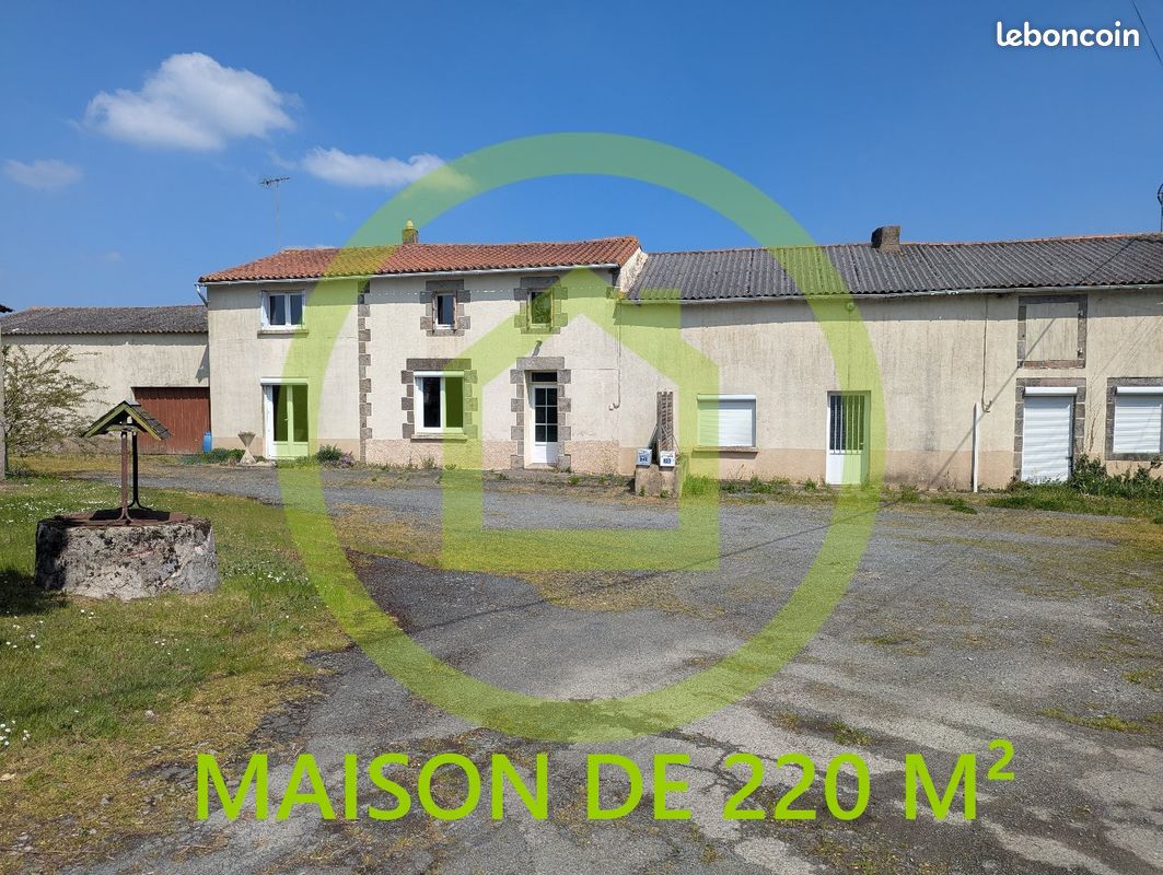 Maison 7 pièces 220 m² · à Mauléon · 220 m² · 194 000 €