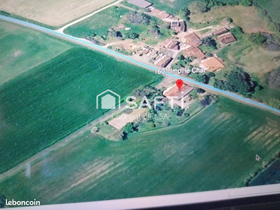 Maison 8 pièces 200 m² · à Caillavet · 200 m² · 237 000 €