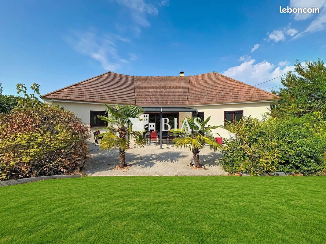 Maison 5 pièces 140 m² · à Jumièges · 140 m² · 345 000 €