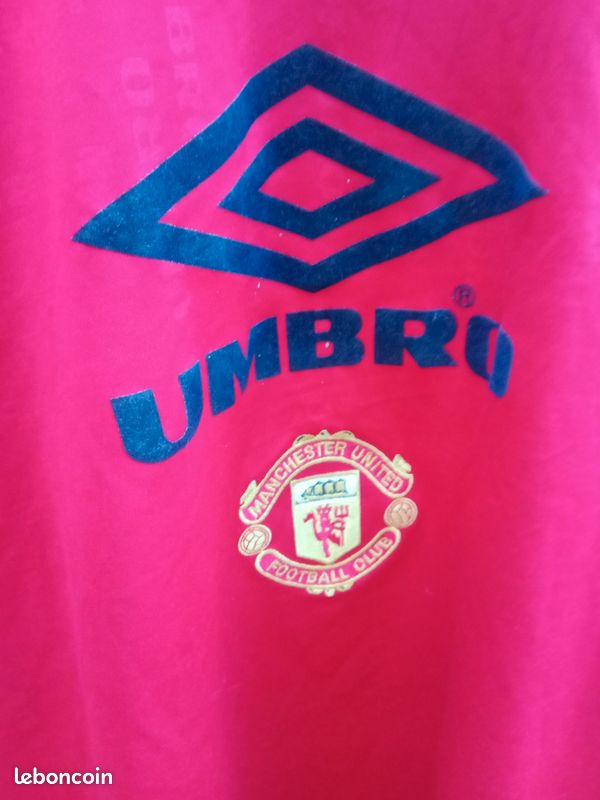 VINTAGE* MAGNIFIQUE Maillot de FOOTBALL du club anglais de MANCHESTER UNITED Années 2000 (Maillot porté) AFFAIRE À NE PAS RATER TRÈS RARE (image 2)