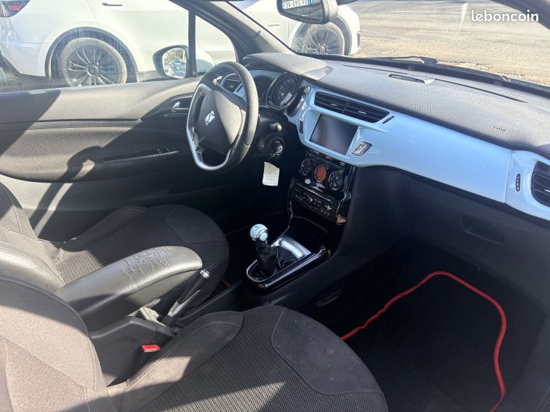 Citroen DS3 1.6 HDI90 (92) FAP SO CHIC (image 10)