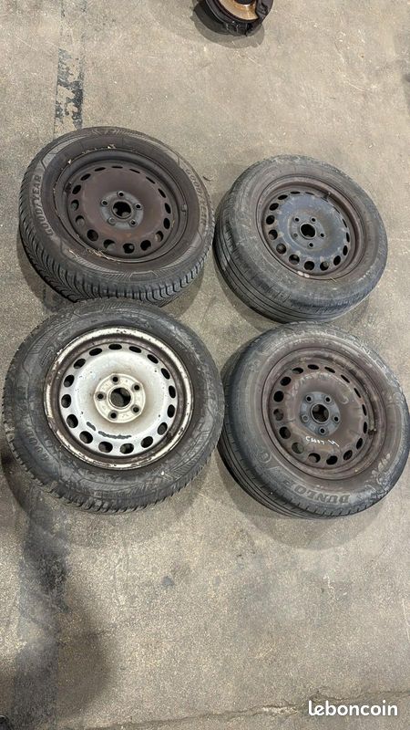 4 roue avec jante volkswagen caddy 195 65 r15 (image 1)