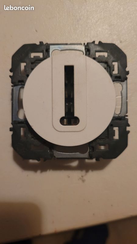 Prise téléphone en t dooxie (image 1)