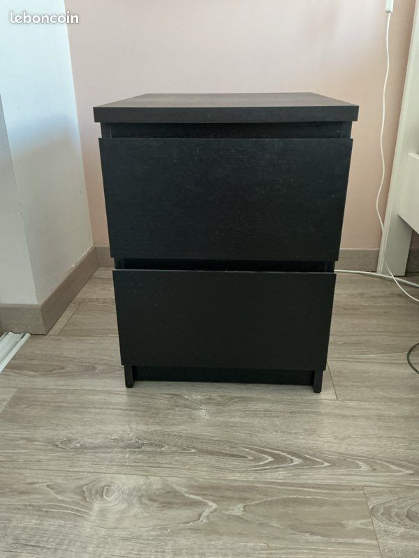 Lot de 2 Tables de nuit IKEA MALM (image 1)