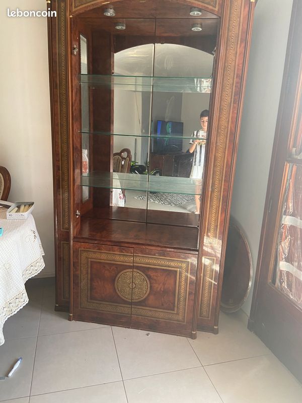 Vitrine 250 (image 2)