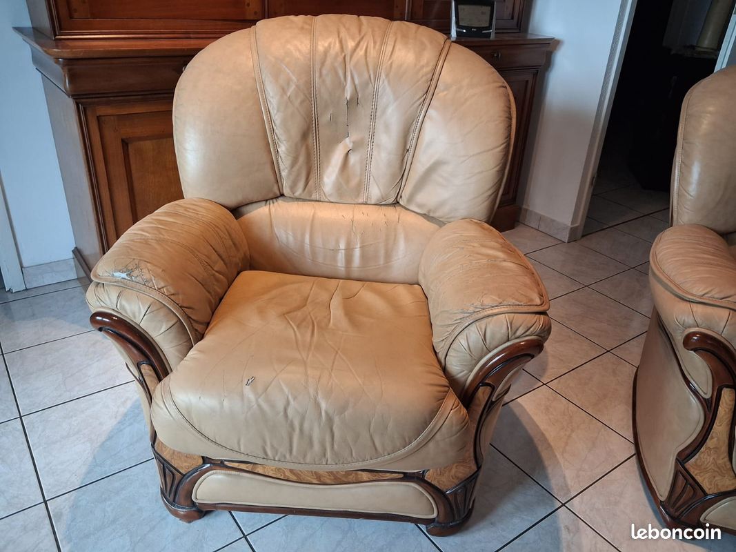 Salon cuir 3 places d'occasion - Ameublement