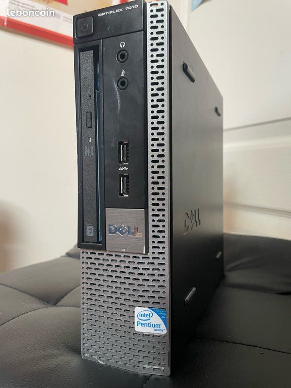 Refurbished: Dell OptiPlex 7010 USFF All-In-One with a 22 Monitor Desktop PC Intel Quad Core i7-3770 3.40GHz 8GB RAM 512 GB SSD DVD-RW Windows 10 Professional 64-Bit