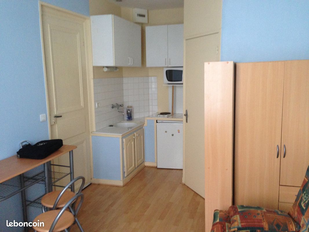 Appartement 1 pièce 14 m² · à Niort · 14 m² · 280 €