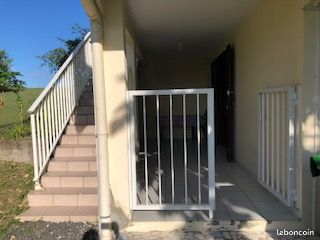 Appartement 2 pièces 35 m² · à Sainte-Anne · 35 m² · 600 €/mois