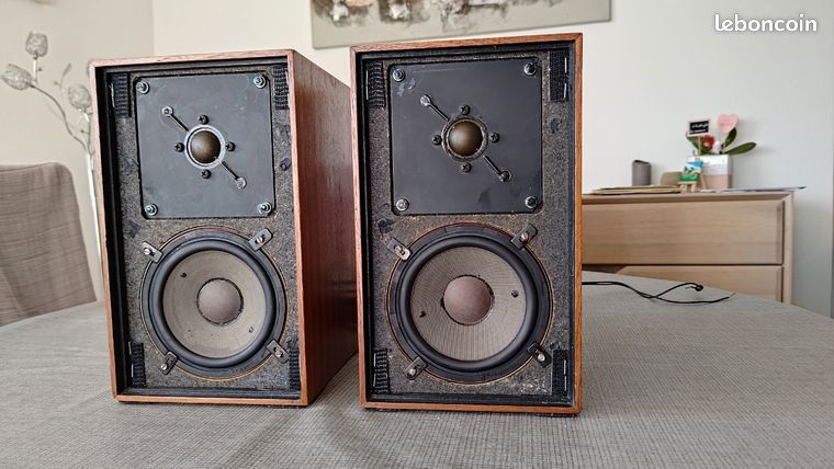 Boîte à cubes Grundig des années 1970 Design Speaker Set