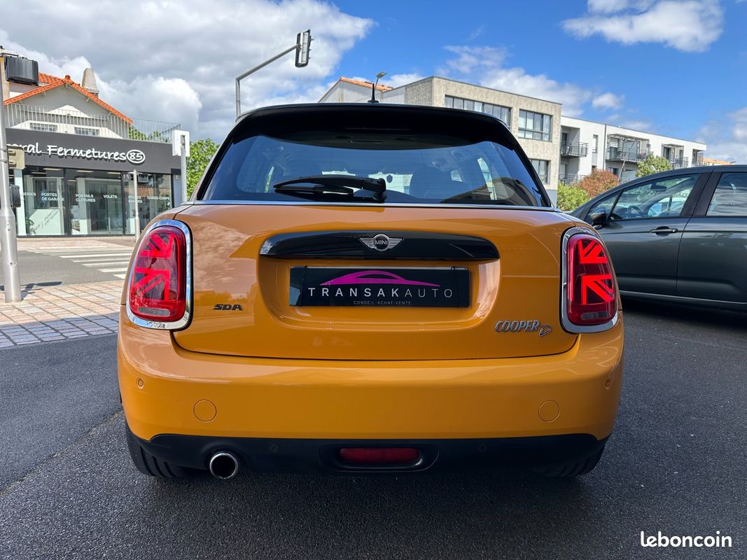 MINI HATCH 5 PORTES Cooper D 116 ch Pack Chili (image 4)