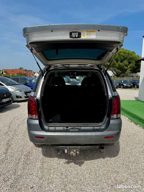 Ssangyong Rexton II 2.7 Xdi 163 CV / 4x4 / BOITE AUTOMATIQUE / CUIR / CLIM AUTO / ATTELAGE (image 23)