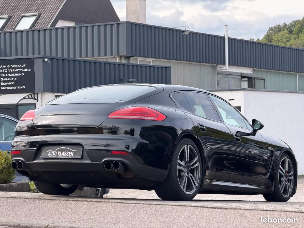 Porsche Panamera 310 CH 4X4 BVA - FACELIFT TOIT OUVRANT SUSPENSION PNEUMATIQUE SPORTCHRONO HAYON ... (image 4)