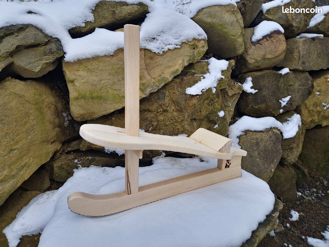 Paret / Luge en bois (image 2)