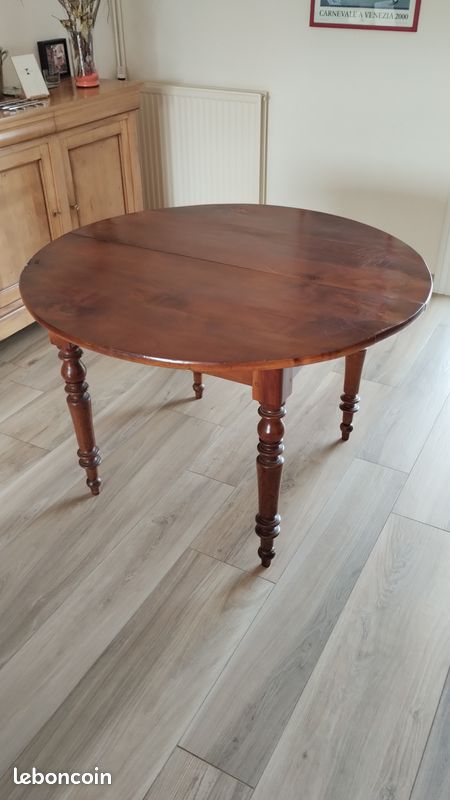 Table ronde avec rallonges (image 1)