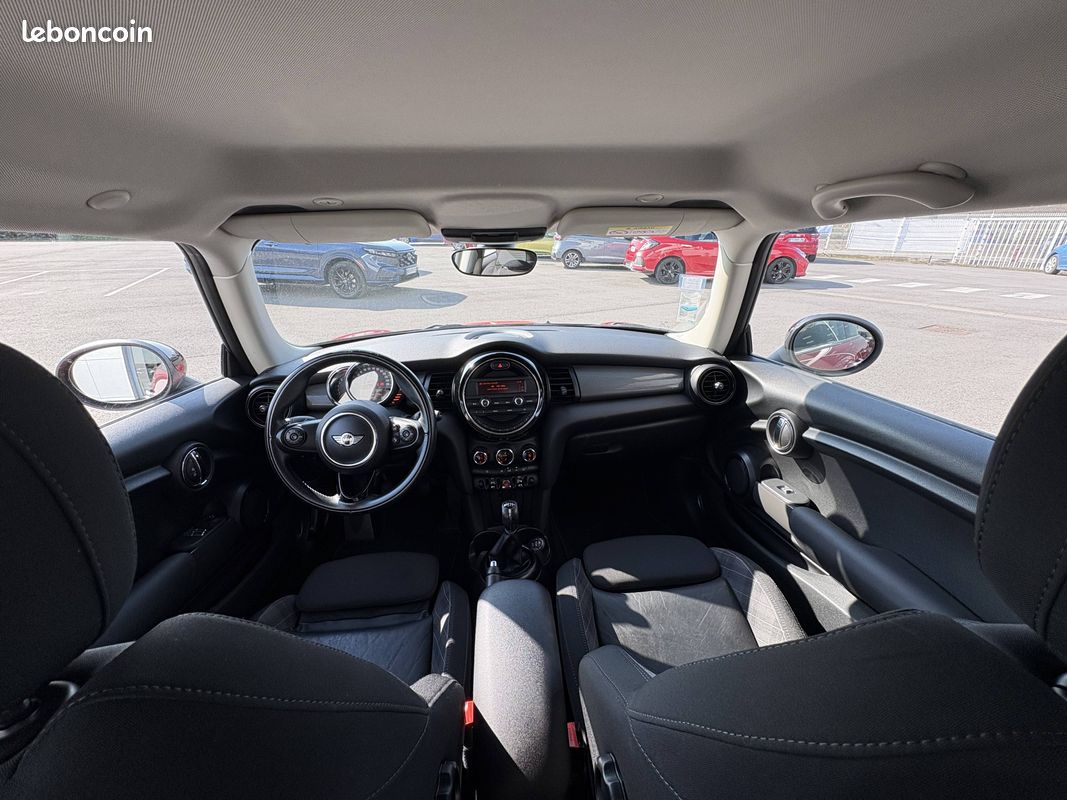 MINI Hatch 3 Portes Cooper 136 ch Finition Red Hot Chili (image 9)