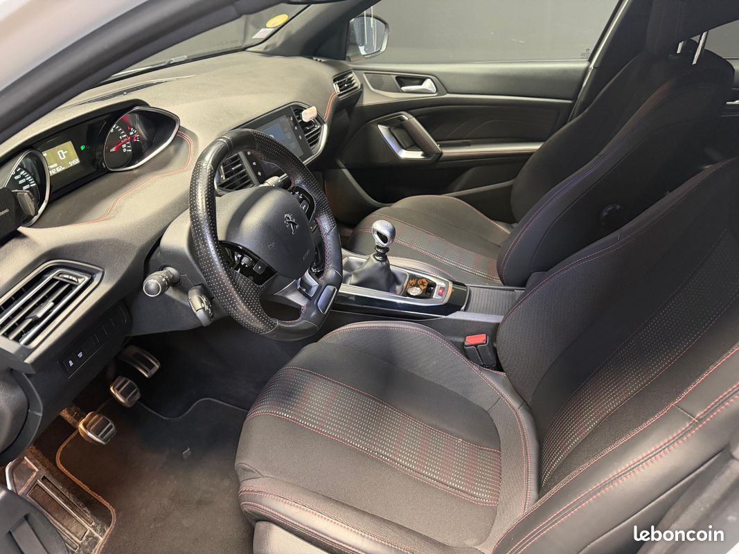 PEUGEOT 308 GENERATION-II 1.6 E-HDI GT LINe 116 (image 27)