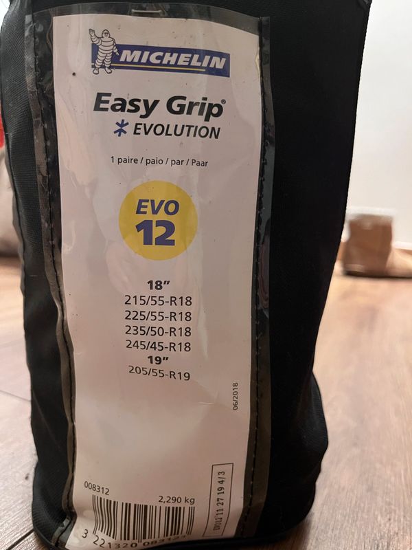 Michelin chaînes Easy Grip Evo 12 NEUVES - Équipement auto