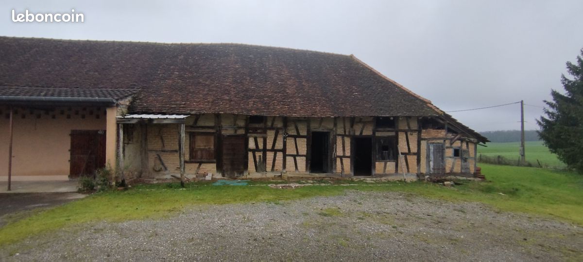 Maison 5 pièces 120 m² · à Sagy · 120 m² · 30 000 €